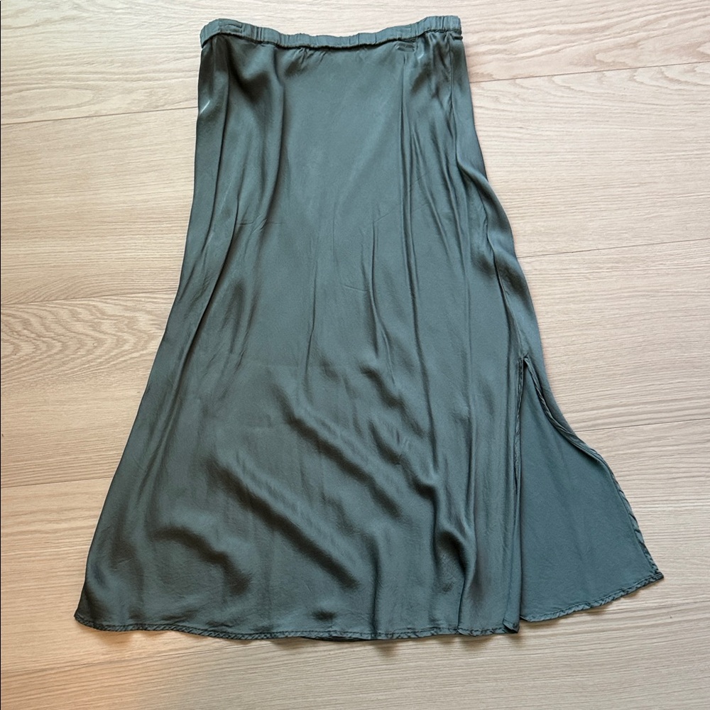 Olive Midi Skirt Size M
